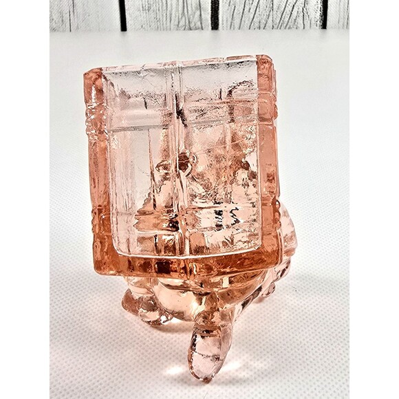 Vallerysthal Pink Glass Kneeling Boy with Basket Toothpick Matchbox Holder - Picture 7 of 12